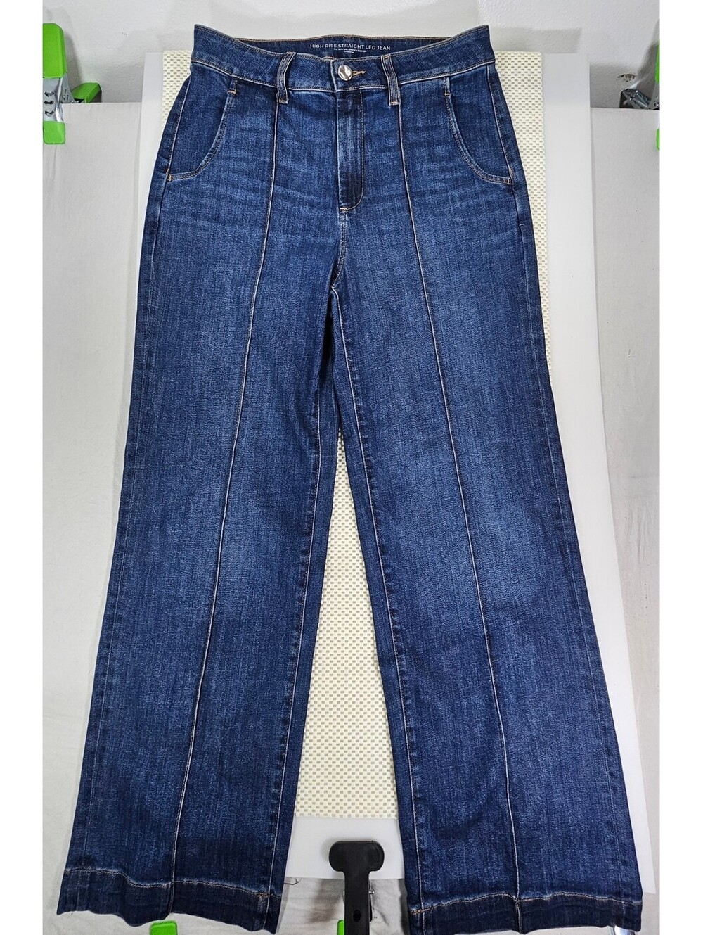 Chico’s High Rise Straight Leg Jeans Women’s 1.5R US 10R Blue Front Seam Stretch